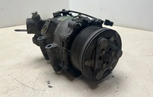 Honda Civic Air conditioning (A/C) compressor (pump) 38800RSRE010M2 Q00057334