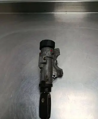 Volkswagen Polo V 6R Ignition lock 6R0905851B
