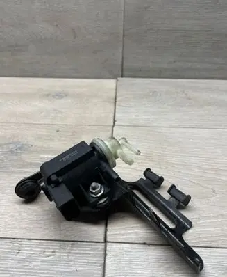 Volkswagen PASSAT B7 Turbo solenoid valve 0892502 70242SPS