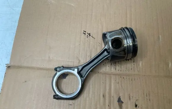 Volkswagen Touareg III Piston with connecting rod 59AE