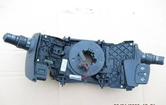 Renault Megane II Wiper turn signal indicator stalk/switch 8200127727 61850004 31K3