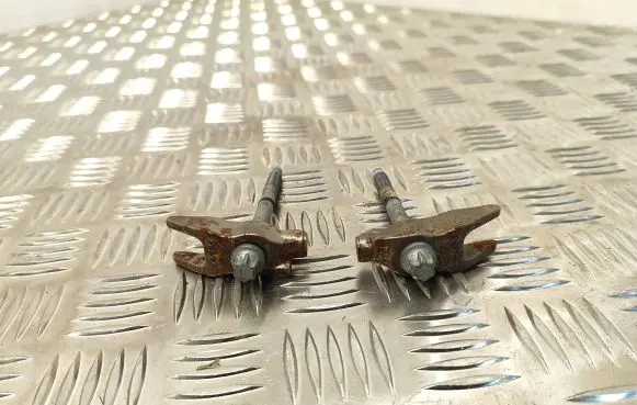 Fuel Injector clamp holder