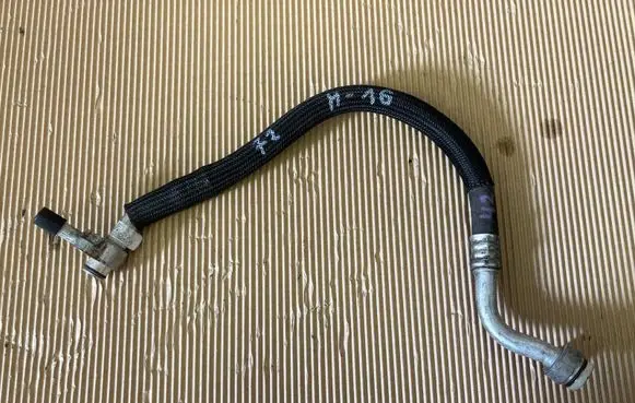 Air conditioning (A/C) pipe/hose