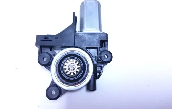 Volvo V70 Front door window regulator motor 970713101