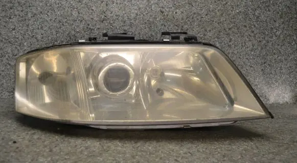 Audi A6 S6 C5 4B Headlight/headlamp 14846600RE