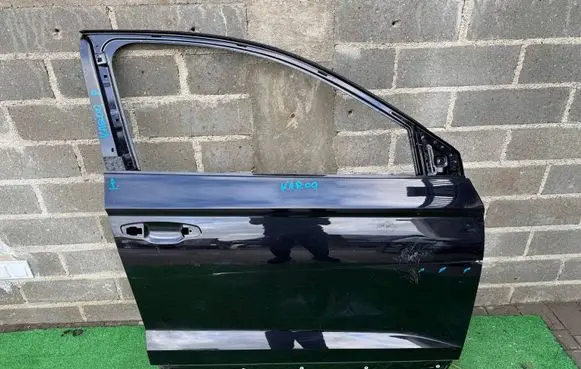 Skoda Karoq Front door 