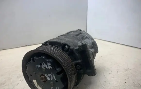Volkswagen PASSAT B6 Air conditioning (A/C) compressor (pump) 1K0820803F 4472209203 20030600663