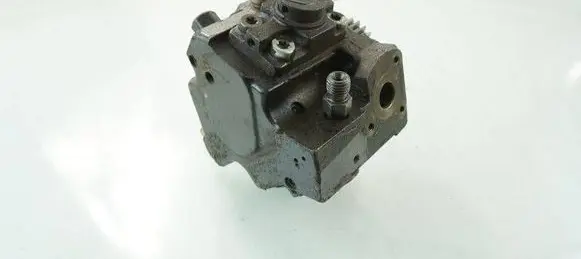Fuel injection high pressure pump