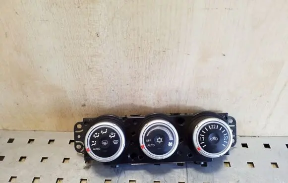 Mitsubishi Outlander Climate control unit 7820A082XA