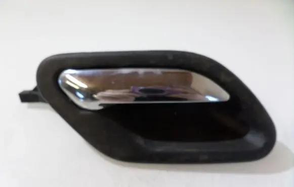 BMW 5 E39 Front door interior handle 8226050