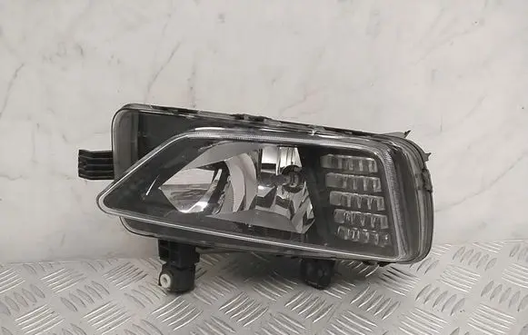 Volkswagen Polo VI Front fog light 2G0941661A