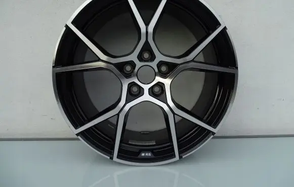 Renault Megane IV R19 alloy rim 403000475R
