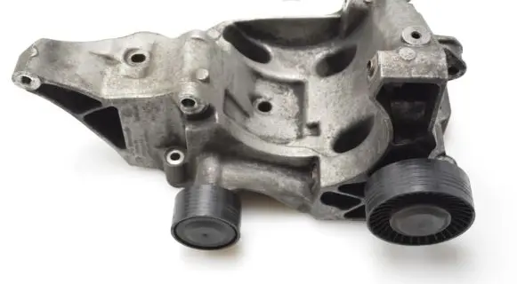 BMW 3 E90 E91 Generator/alternator bracket 7802639