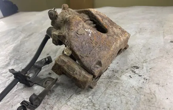 Opel Zafira A Front brake caliper