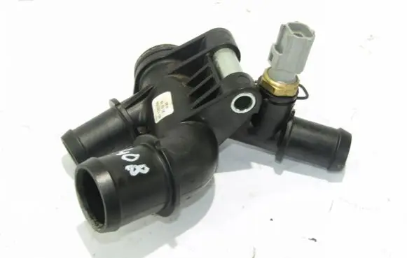 Ford Kuga II Engine coolant pipe/hose DS7G8K556CC