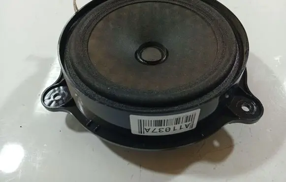 Renault Laguna III Front door speaker T18610802