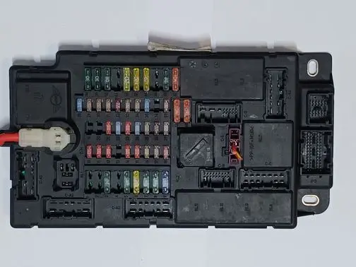 Mini One - Cooper Coupe R56 Fuse module 3453737 345373701