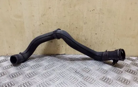 Audi A4 S4 B8 8K Engine coolant pipe/hose 8K0122293F