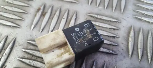 Mazda 323 F Other relay b110 9c22