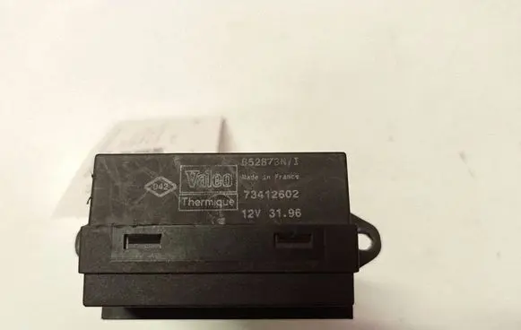 Renault Megane I Heater blower motor/fan resistor 09732914D 952873N 73412602