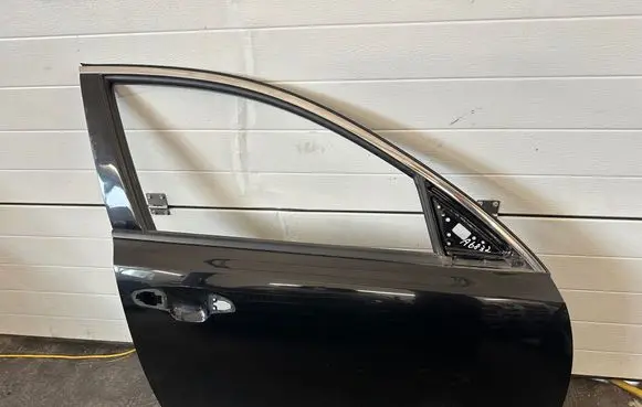 KIA Optima Front door