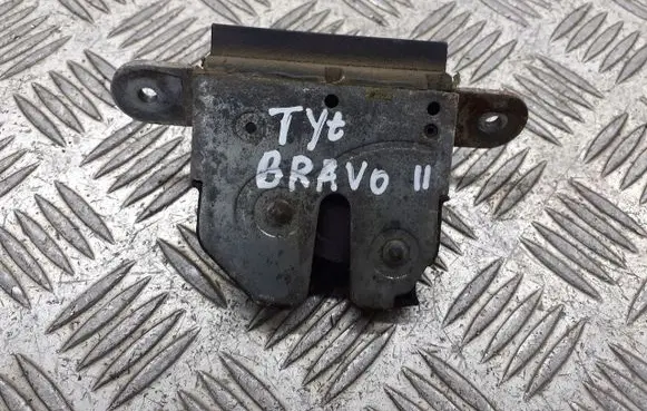 Fiat Bravo Engine bonnet/hood lock/latch loop/hook 