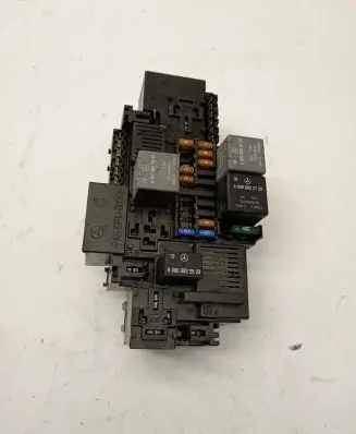 Mercedes-Benz GLC X253 C253 Fuse module