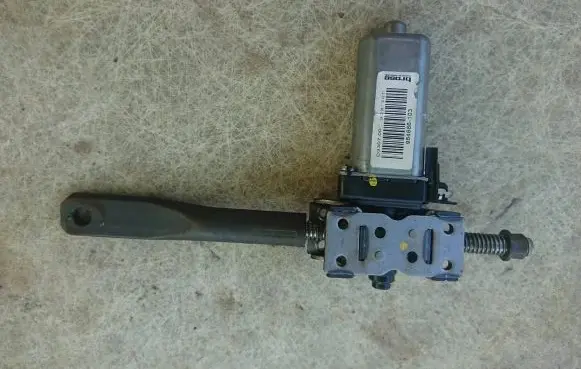 Jaguar XF Seat adjustment motor 984686103
