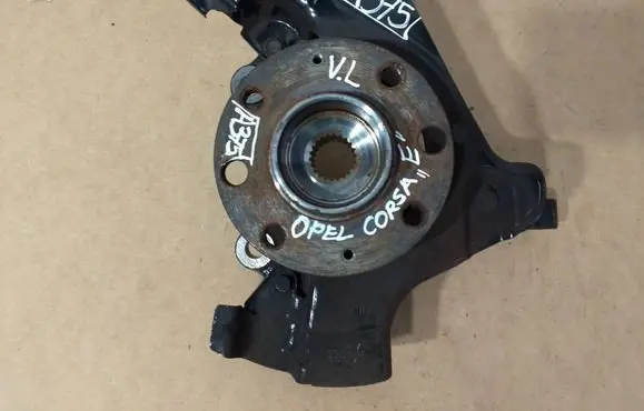 Front wheel hub spindle knuckle
