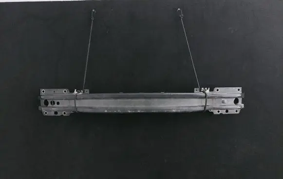 Volvo V70 Front bumper cross member 30791152