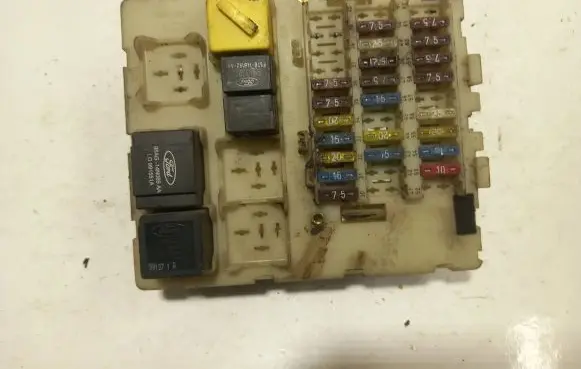 Ford Focus Fuse box set d00mb