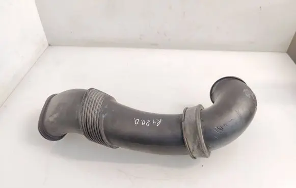 Audi Q7 4L Air intake duct part 7L6129752A 7L6129609B