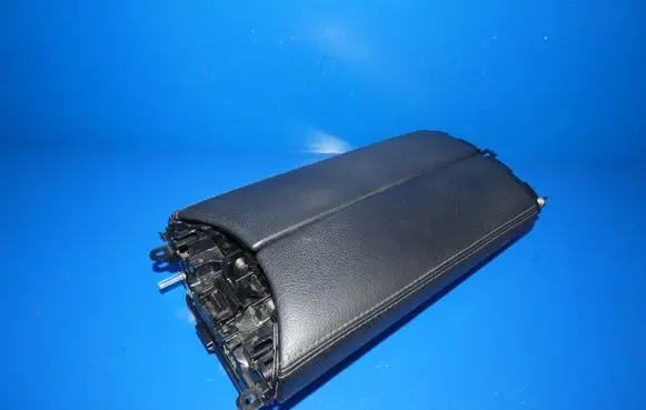 Mercedes-Benz C W205 Armrest 