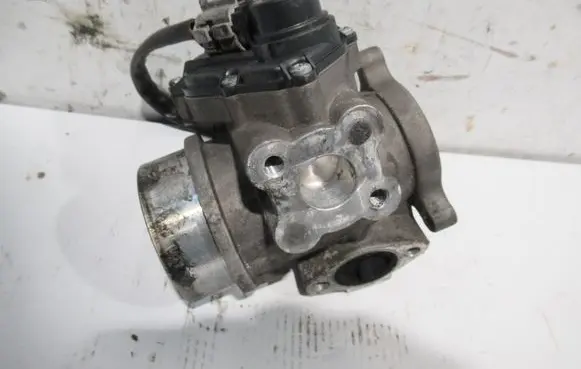 Renault Espace - Grand espace IV Throttle body valve A2C5309