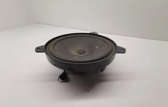 BMW 3 E46 Front door speaker 8368233
