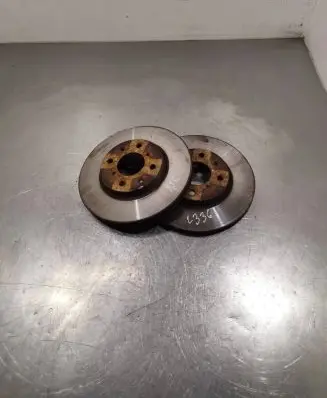 Suzuki Swift I Front brake disc