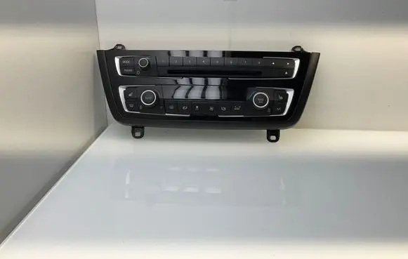 BMW 4 F36 Gran coupe Climate control unit 9363497 E1065980N 9363546