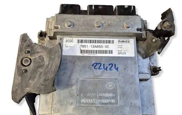 Ford Focus Engine control unit/module 7M5112A650VC