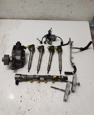 Audi A6 S6 C7 4G Fuel injection system set 0445010538 04L130755E 0445110471