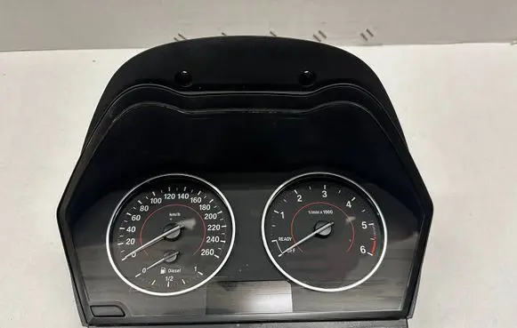 BMW 1 F20 F21 Speedometer (instrument cluster) 9232891