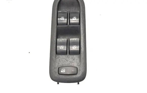 Renault Megane II Electric window control switch 156018070C