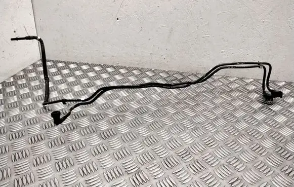 Volvo V70 Fuel line/pipe/hose 31321025
