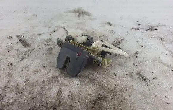 Volvo V70 Tailgate/trunk/boot lock/catch/latch 999066622001