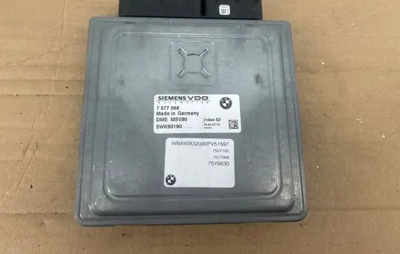 BMW 3 E90 E91 Engine control unit/module 7577068 70650502 5WK90190