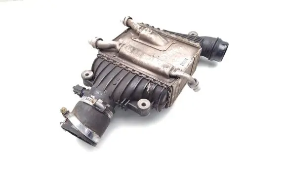 Jaguar XE Intercooler radiator GX736K775AC