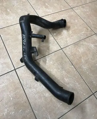 Opel Astra H Air intake hose/pipe F202910