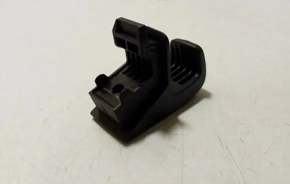 Skoda Kamiq Tie down hook / loop 657867615A