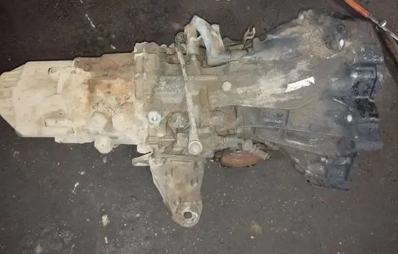 Audi A6 S6 C5 4B Manual 6 speed gearbox 01E300047K