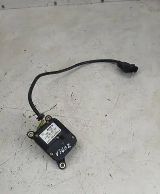 Audi A6 S6 C4 4A Air flap motor/actuator 4A0820511A 0132801019