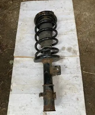 Suzuki Grand Vitara II Front shock absorber/damper